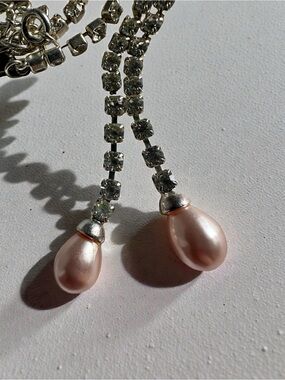 Vintage Monet Rhinestone Pink Faux Pearl Lariat Necklace NWT Silver Tone Bridal
